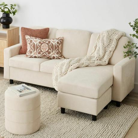 Minkšta segmentinė sofa