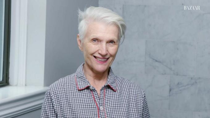 peržiūra Maye Musk's Nighttime Skincare Routine | Eik į lovą su manimi