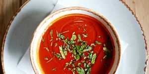 pašalinti pomidorų sriubos padažo dėmes